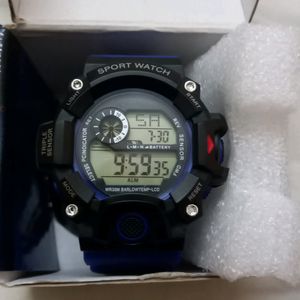 SPORTS WATCH NEW ONE NEVER USED TOP CONDITION