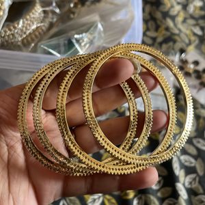 Ad Bangles