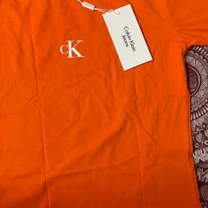 Calvin Klein Tshirt