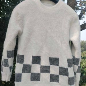 Men /Women Sweater For Sale