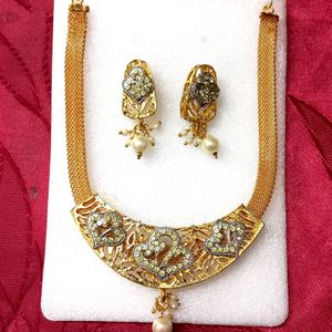 Ethnic Trendy Jewellery Set Gold