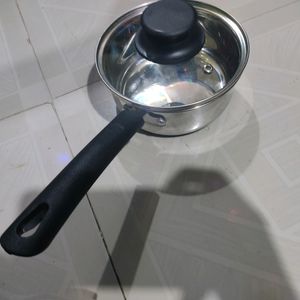 Alda Triply Bueno Sauce Pan 18 cm diameter with Li