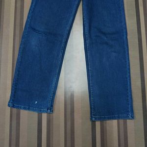 DG-35 Size-28 Straight Women Denim Jeans