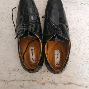 Stylish Formal Derby Shoes For Men