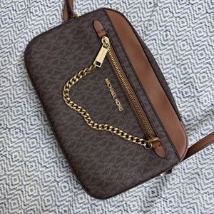 Michael Kors Jet Set East West Crossbody Bag