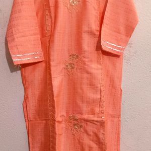 Sohan Bazar Chikankari Fabric Kurti Wow