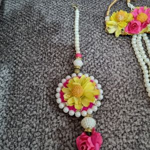 Haldi Bridal Floral Jewellery Set