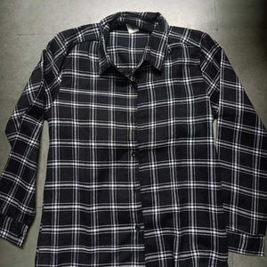 Black And White Checked Full Sleeves Shirt