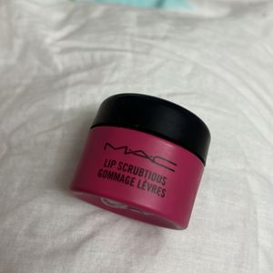 Mac Lip Scrub- Fruit Of Passion