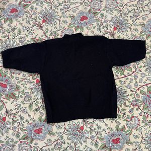 Half Sleeve Woollen Crop Top