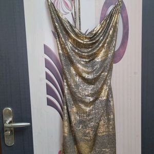 Halteneck golden party dress