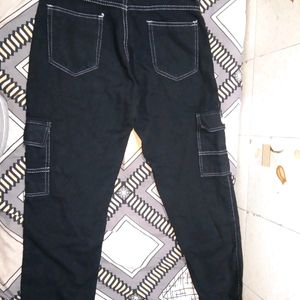 Trendy Black Colour zara Cargo Women Pants