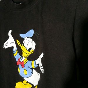 Crop Top With Donald Duck Print