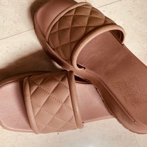 Trendy Slipper