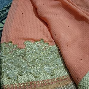 Peach And Gold Saree Without Blouse