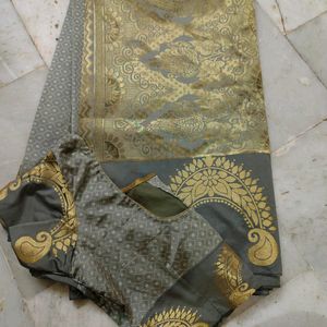 Pattu Saree With blouse