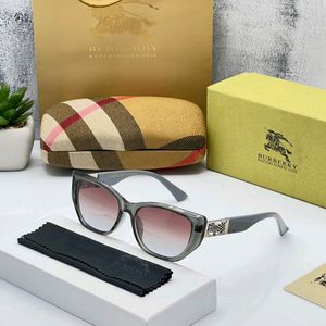 SUNGLASSES FOR UNISEX WITH NORMAL BOX