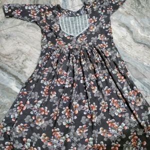 Comfortable Cotton Fabric Gown