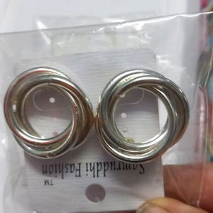 New  Earrings With Free Gift