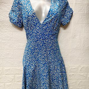 Original Urbanic Blue Floral Dress 👗