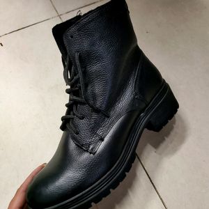 5th Avenue Genuine Leather Boots