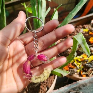 Preserved Your Special Flower In Key Chain