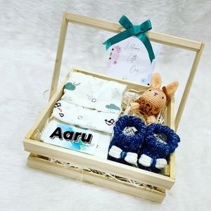 New Born Baby Hampers