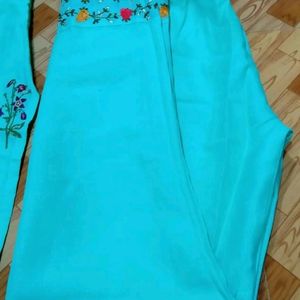 Brand New Kurta And Pant Set With Embroidery Design. Medium Size , turquoise color,