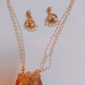 5 Pcs Pendent With Earrings