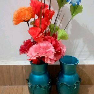 GLASS FLOWER VASE