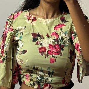 Sassafras Crop Top With Bell Sleeves