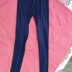 Navy blue leggings