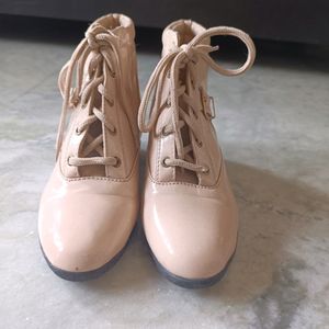 Cream Color Boot Size 37