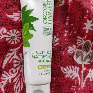 Acne Control Mattifying Facewash