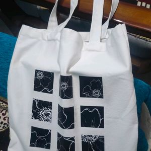 Minimal Tote Bag