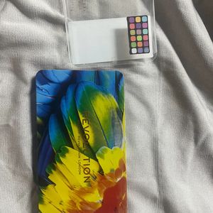 Makeup Revolution Eyeshadow (Birds of paradise)