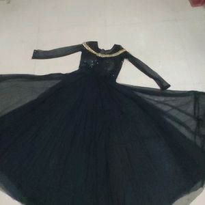 8 Meter Flare Gown