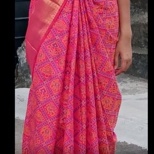 best quality heavy silk patola saree with blouse 34 and it's alterlable till 38