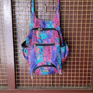✅ Nice Looking Branded Bagpack For Girls' 🥳💫