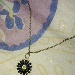 Black Sunflower Pendant