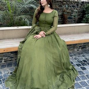 MOSS GREEN & BLACK ANARKALI😻