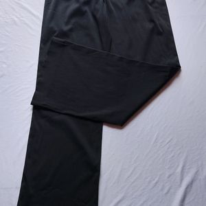 Black Highwaist Flared Pant