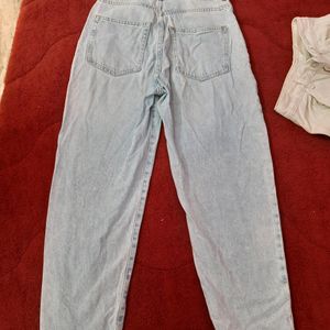 Brand H M Cute Jeans Waist 28