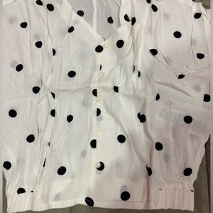 Vero ModaPolka-Dot Print V-neck Top