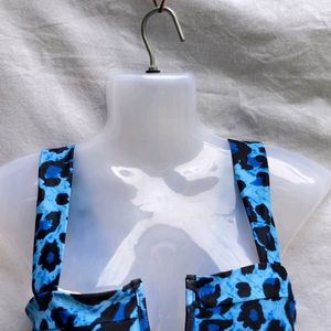 86P. CUTE BLUE AND BLACK TUBE TOP