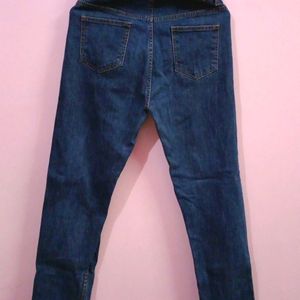 Kotty Navy Blue Straight Fit Jeans