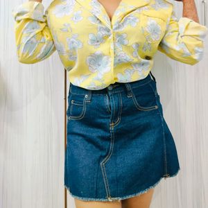 Beautiful Yellow Flowery Shirt🌷SALE🌷