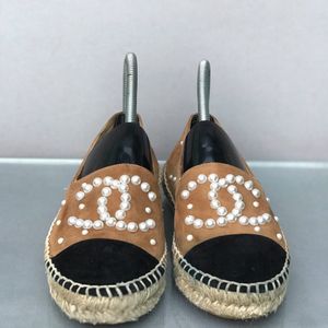 Auth CHANEL Espadrille Mother Of Pearl Flats