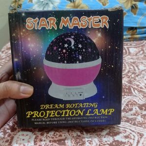 Moving Stars 🪔 Lamp For Kids