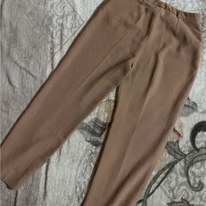 brown pant